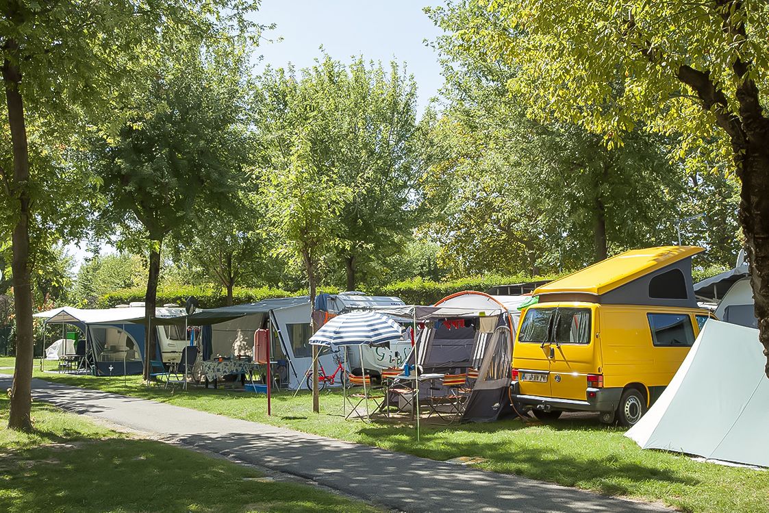 Camping con piscina al Lago d'Iseo - Camping del Sole Village